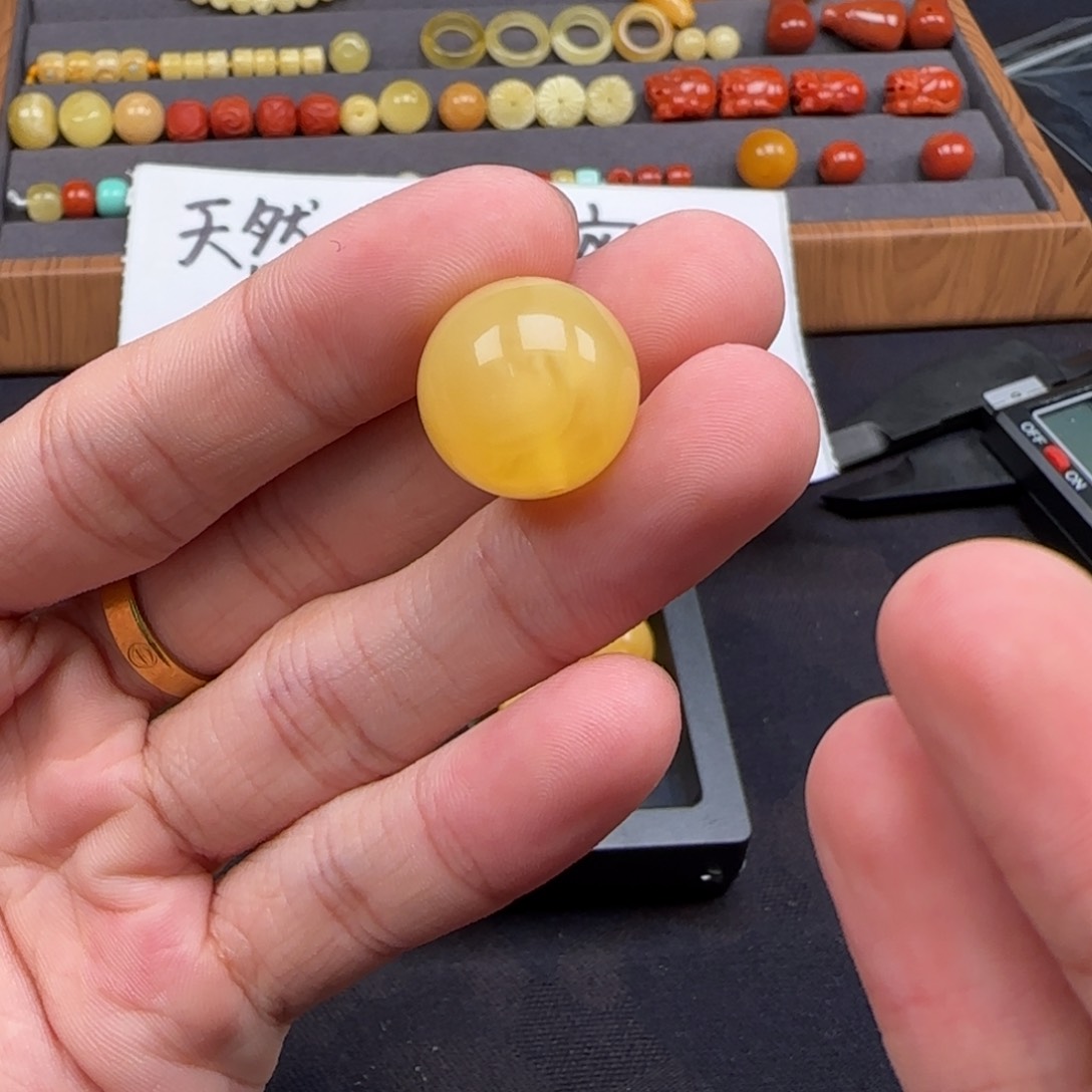 蜜蜡裸石未镶嵌天然b01