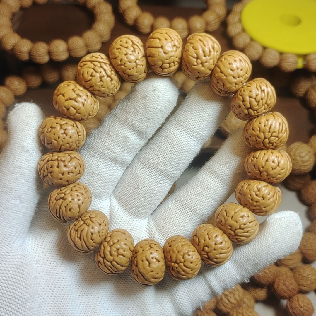 桃核手串树王纽扣齐中齐