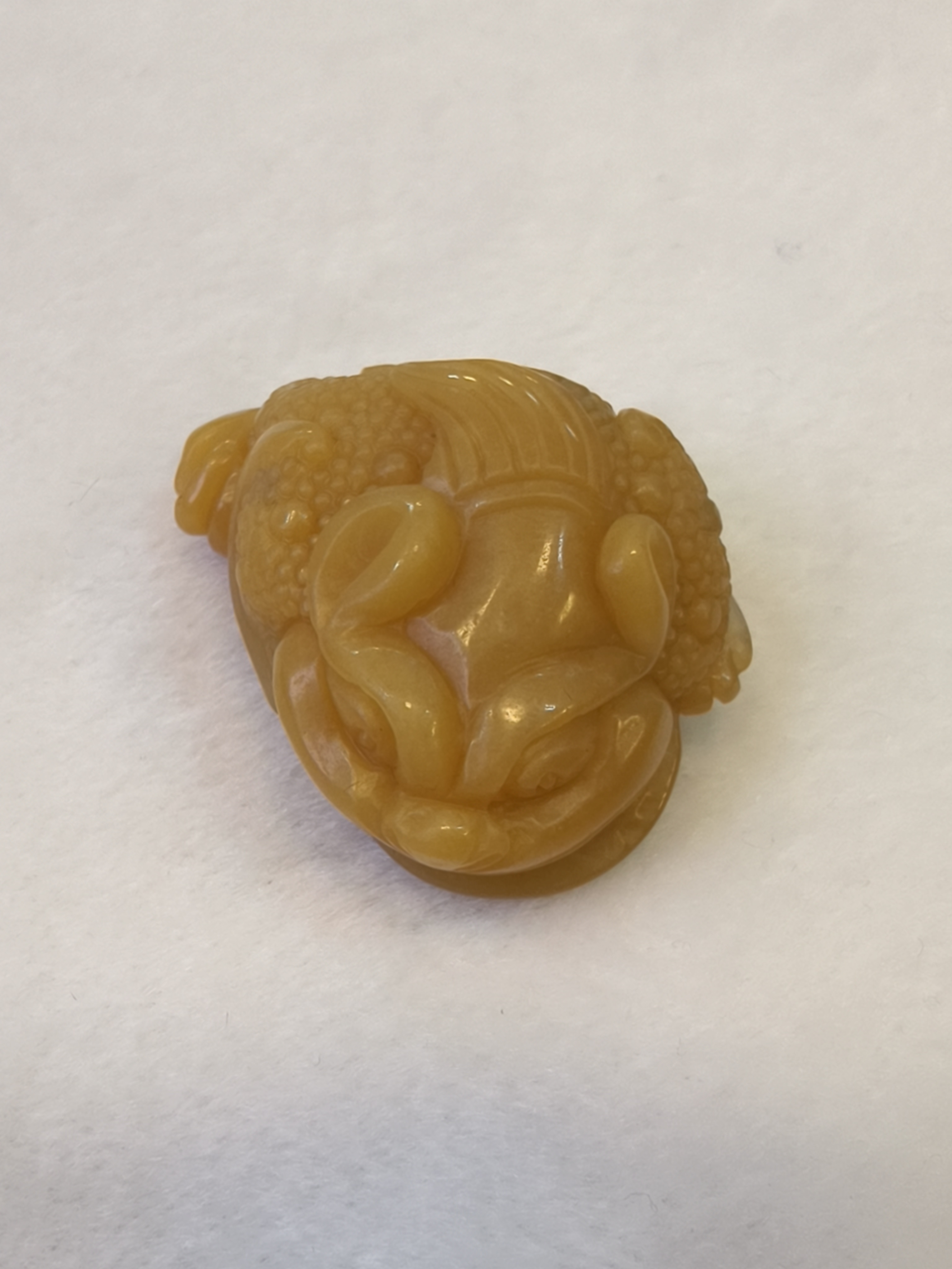 金蟾 迷你版 黄色 小手把件 彩玉