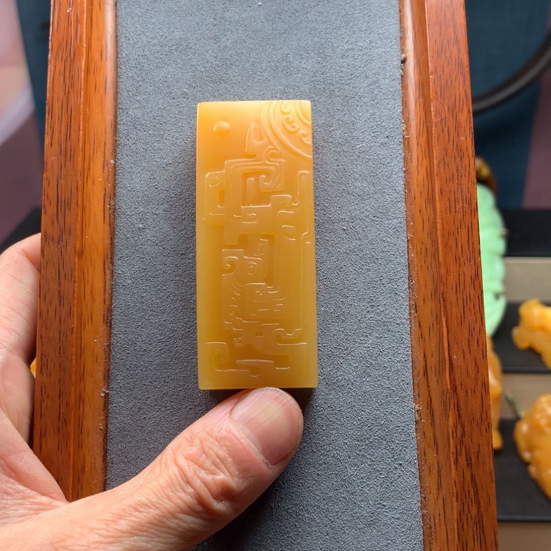 石英质玉配饰未镶嵌K**G