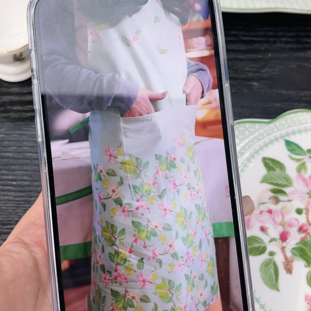 【闪购商品】瓷片绿色围裙———————-/