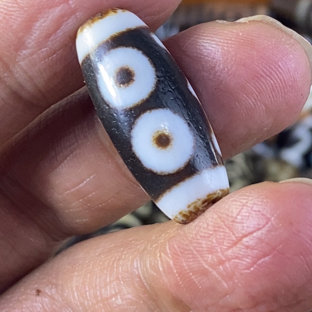 玛瑙/玉髓颈饰未镶嵌台工二改三眼