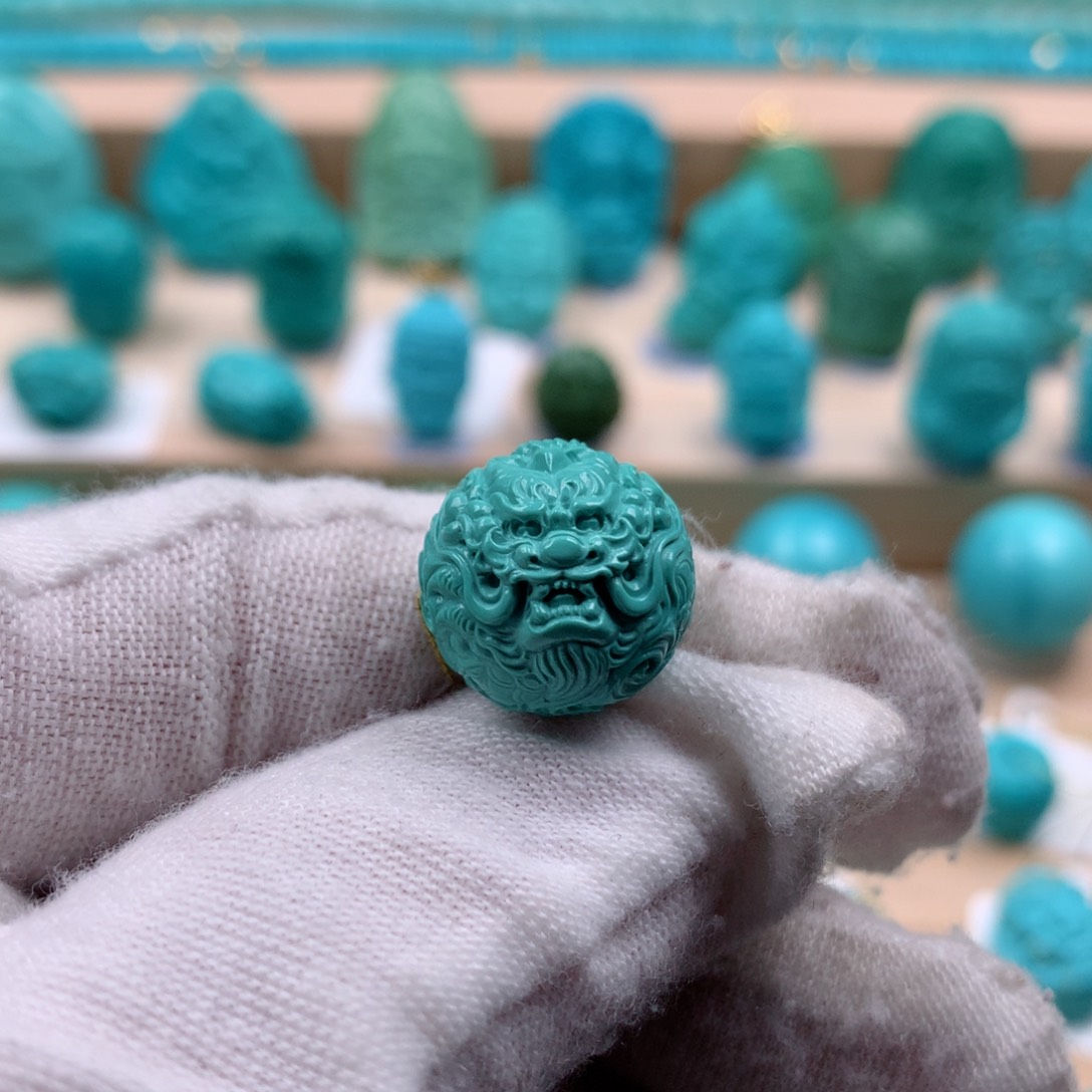 绿松石配饰未镶嵌