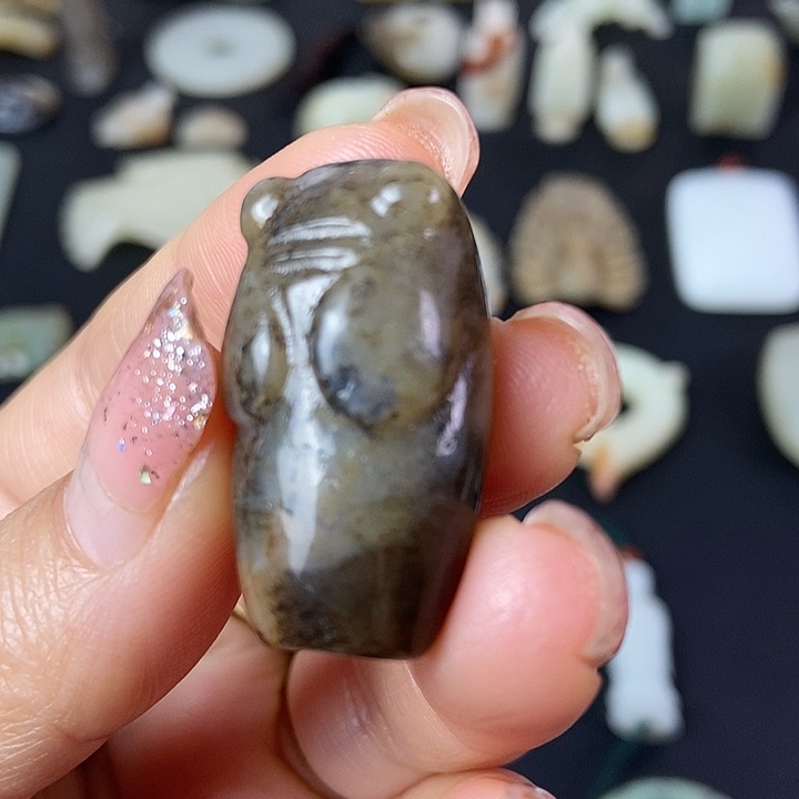 和田玉（糖玉）挂件未镶嵌