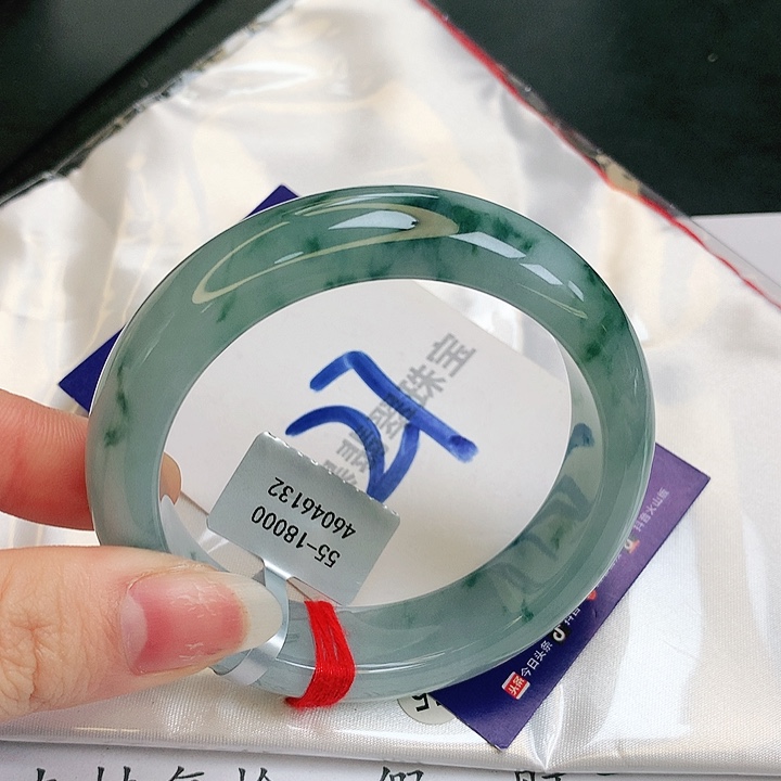 翡翠手镯未镶嵌缅甸天然a货翡翠