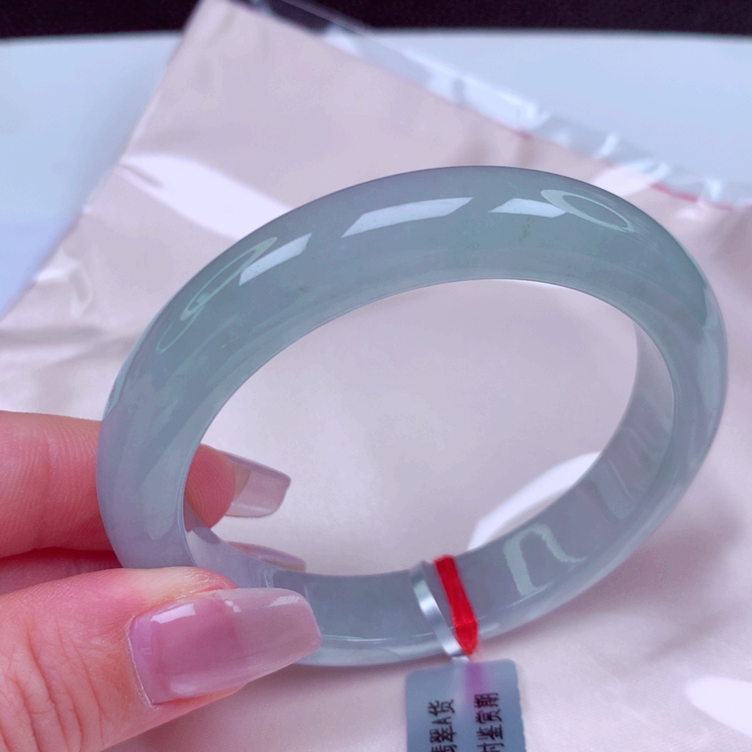 翡翠未镶嵌手镯手镯