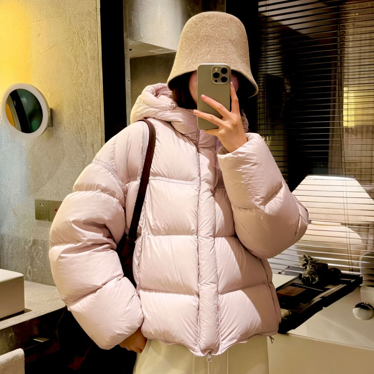 0012503实穿主义连帽短款泡芙鹅绒服潮流时尚女士纯色百搭不挑人