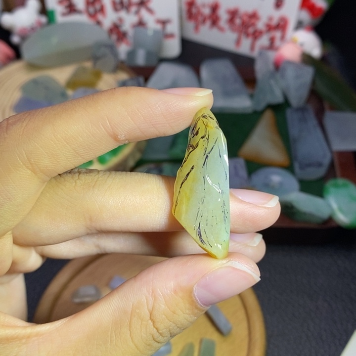 未镶嵌定制翡翠翡翠