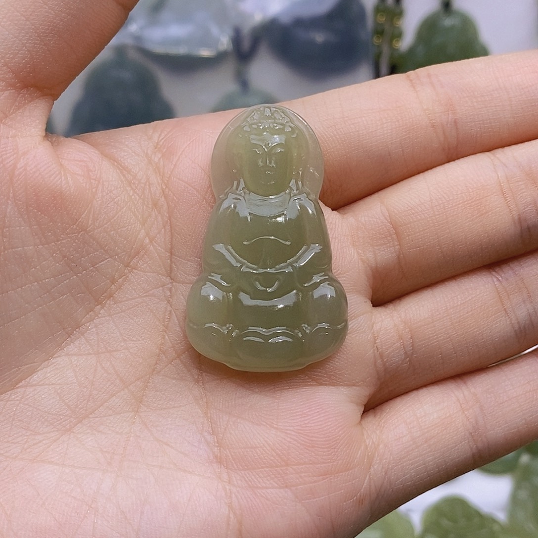 春***里和田玉未镶嵌颈饰