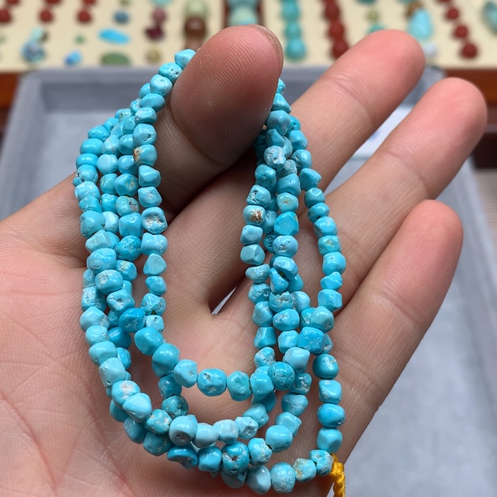 绿松石配饰未镶嵌