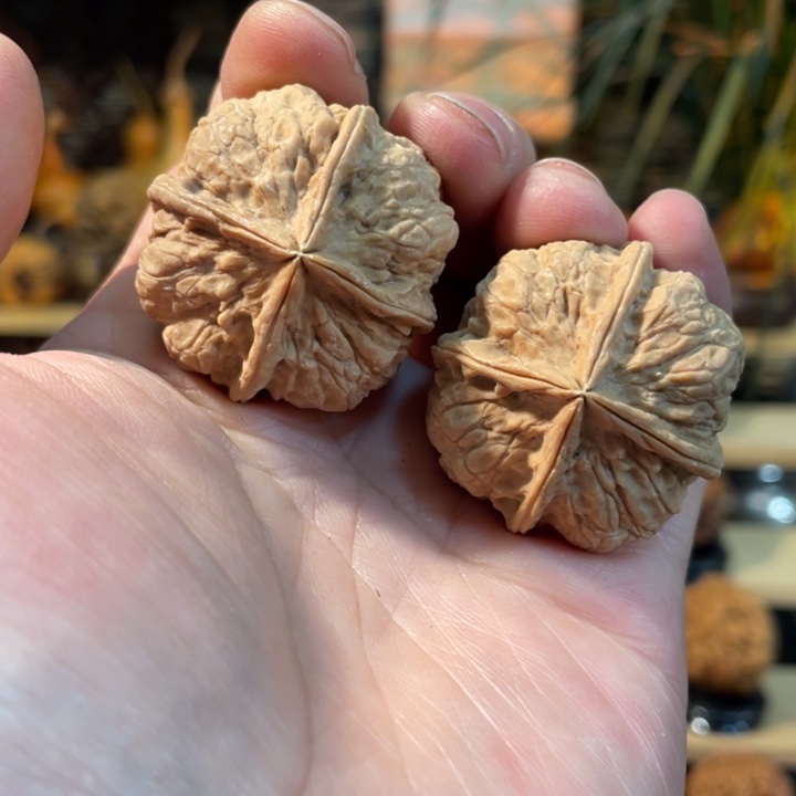 文玩核桃把件编号28