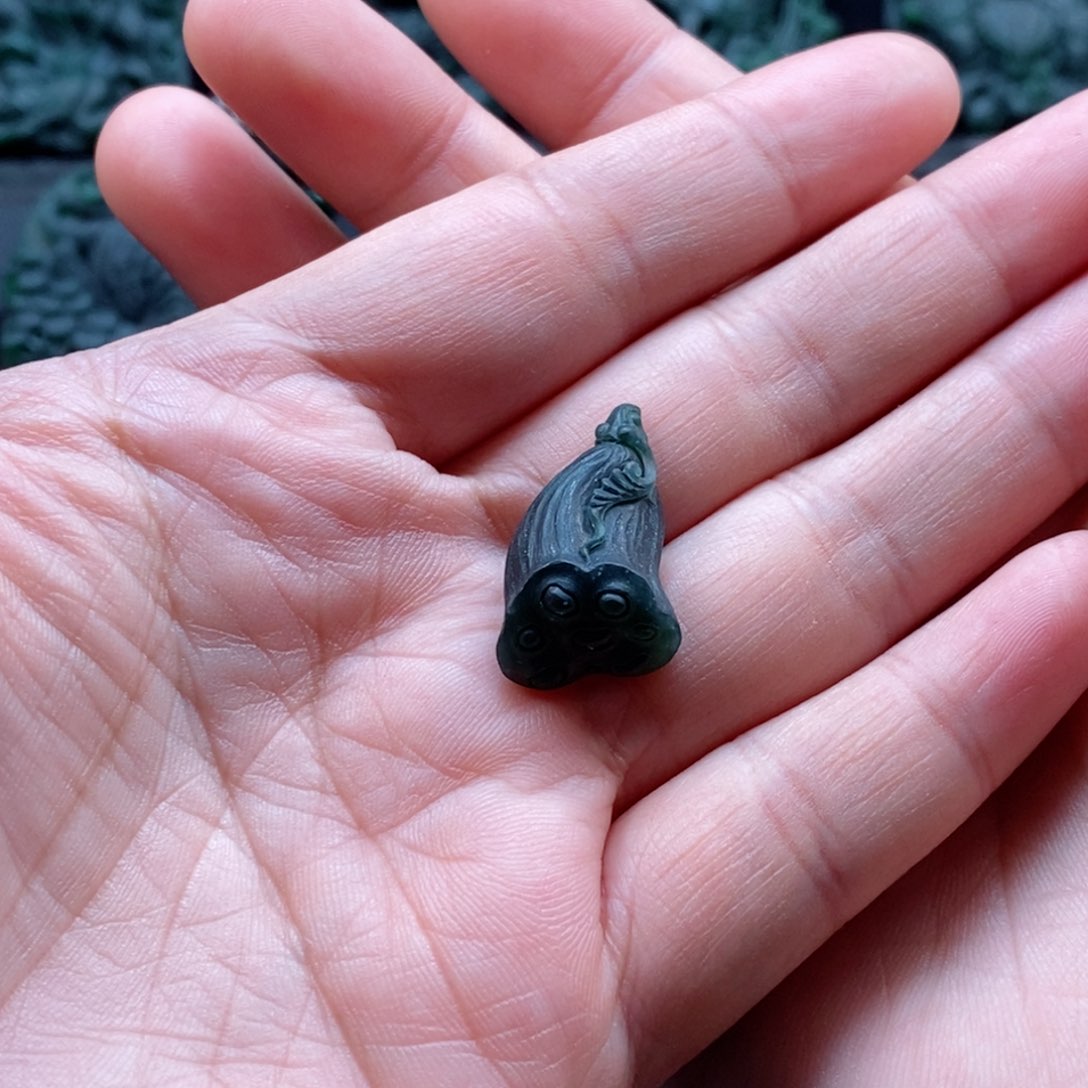 定制翡翠未镶嵌翡翠吊坠x