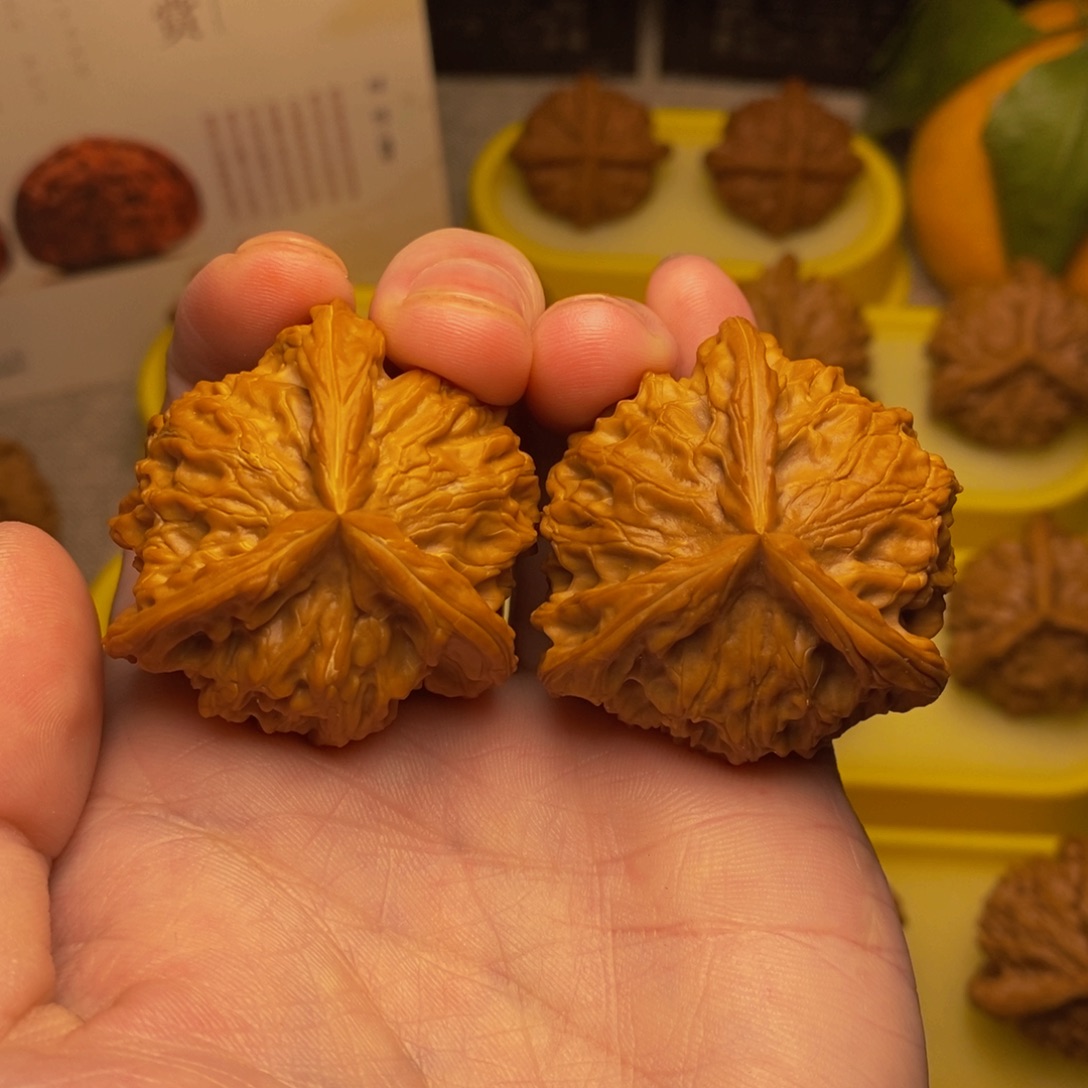 C***c吊坠文玩核桃盘山三棱41