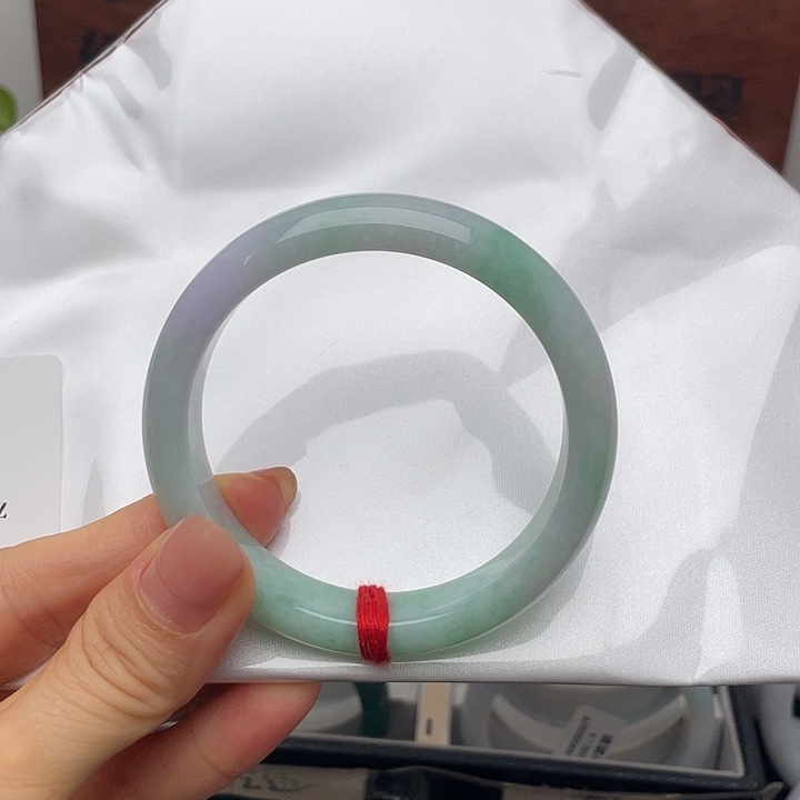 翡翠未镶嵌手镯54.8正圈