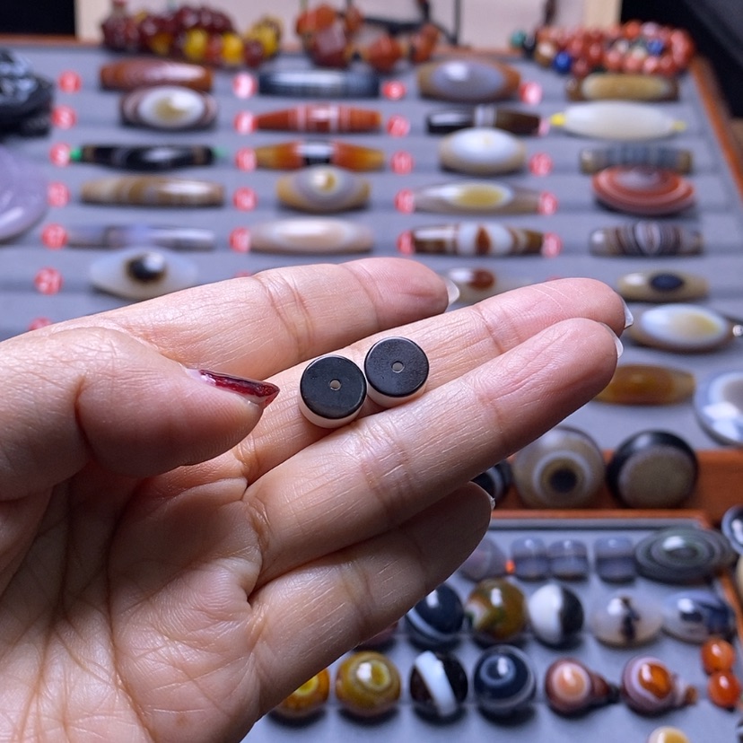 【闪购商品】玛瑙/玉髓珠宝半成品未镶嵌带****人