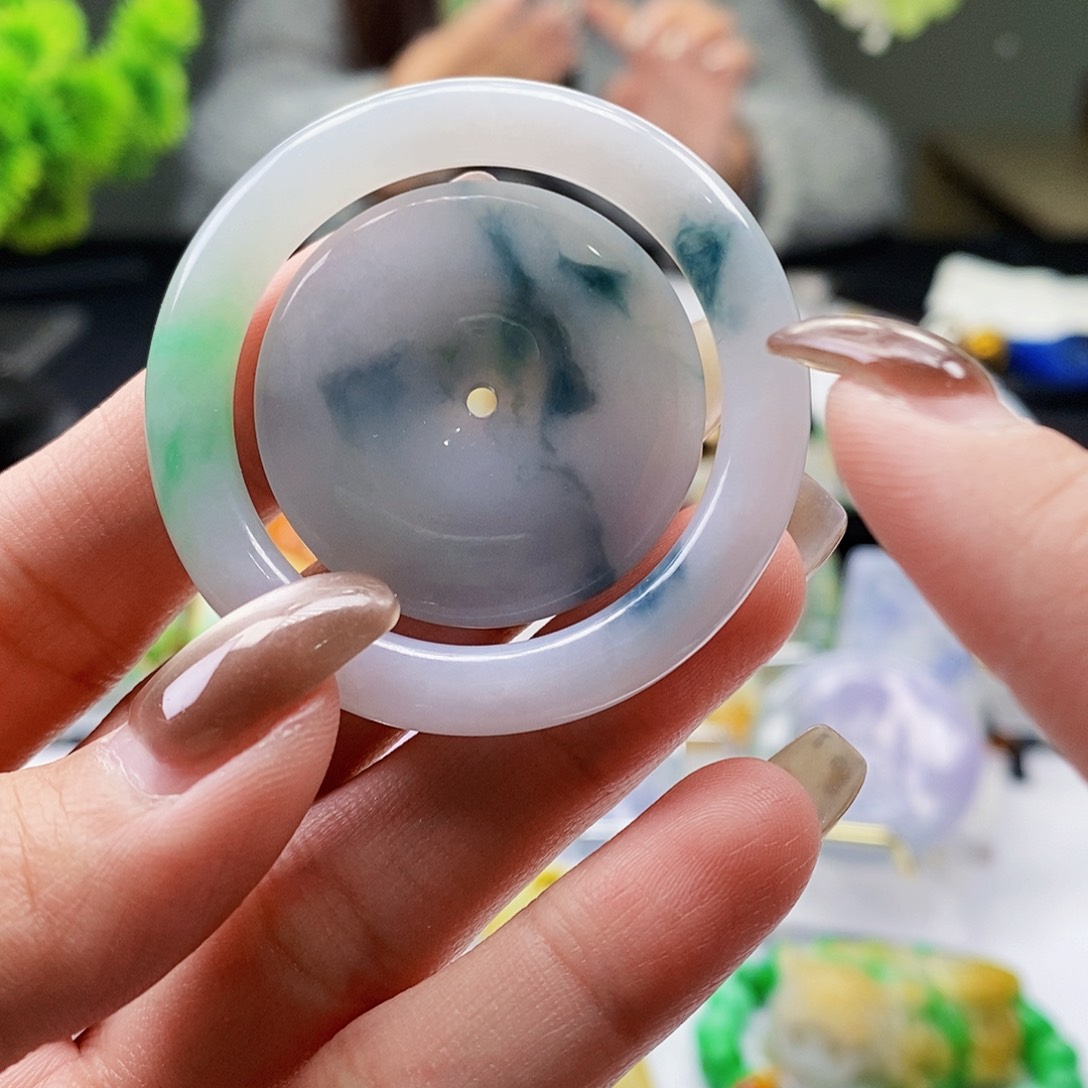 颈饰未镶嵌翡翠翡翠A货