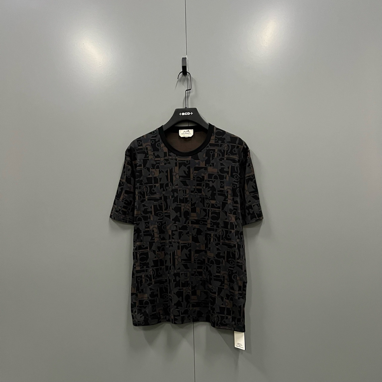 95新 Hermes/爱马仕 （bb）123 几何图案满印短袖 L码