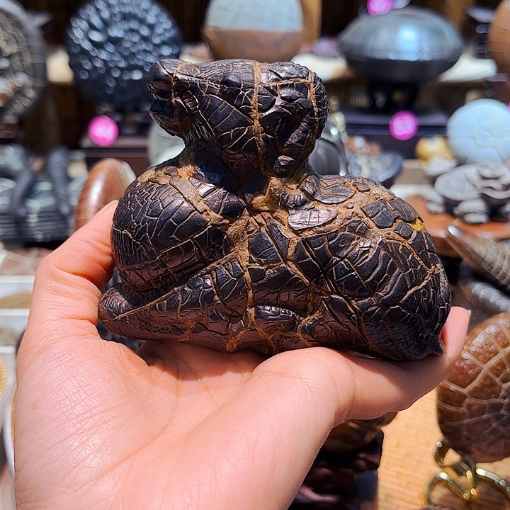 石***头石材龟纹石小羊型