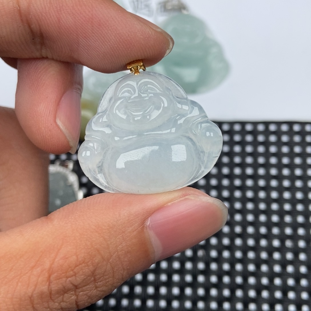 翡翠颈饰未镶嵌吊坠