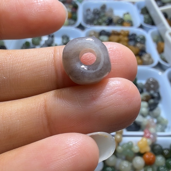 未镶嵌和田玉珠宝半成品