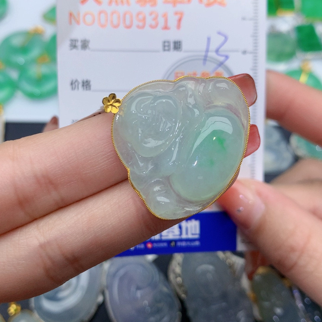 翡翠颈饰18K金镶嵌佛公