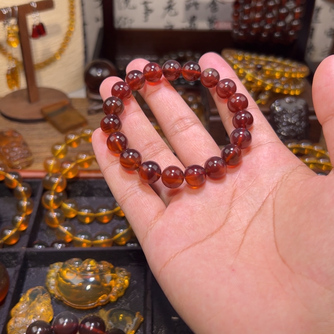 琥珀未镶嵌颈饰10mm棕红手串