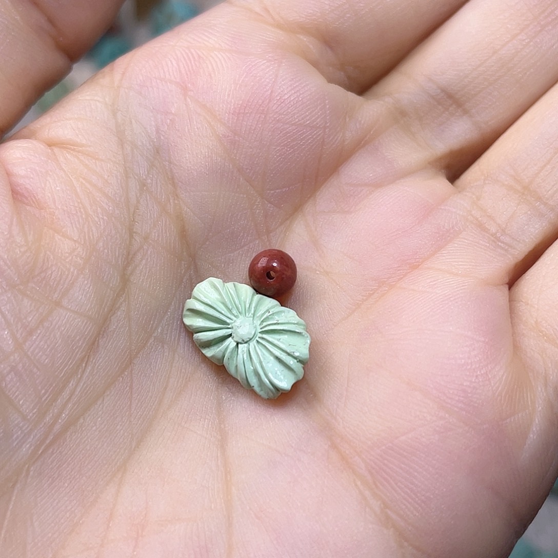 未镶嵌配饰南红玛瑙
