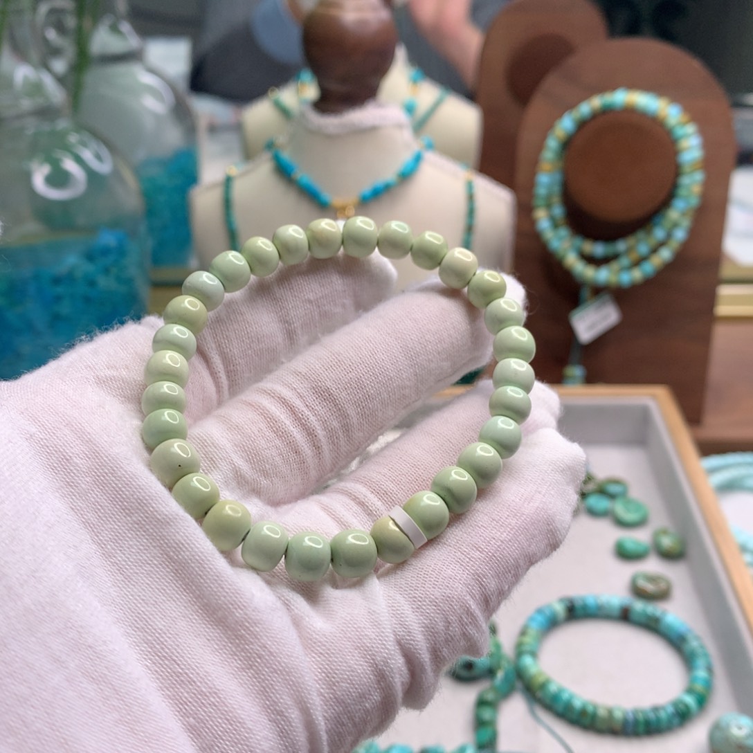 绿松石未镶嵌饰品