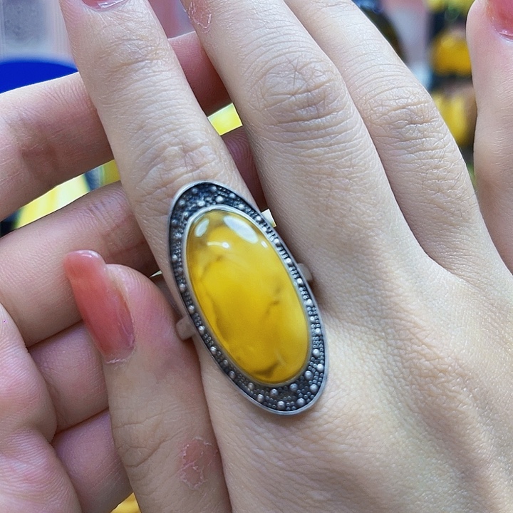 银S925镶嵌颈饰蜜蜡戒指