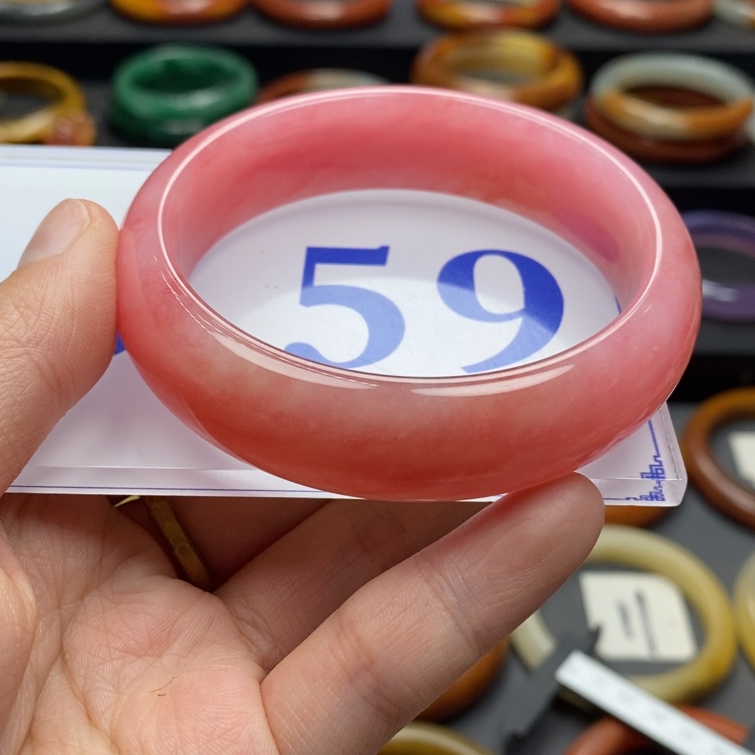 石英质玉（黄龙玉）手镯未镶嵌