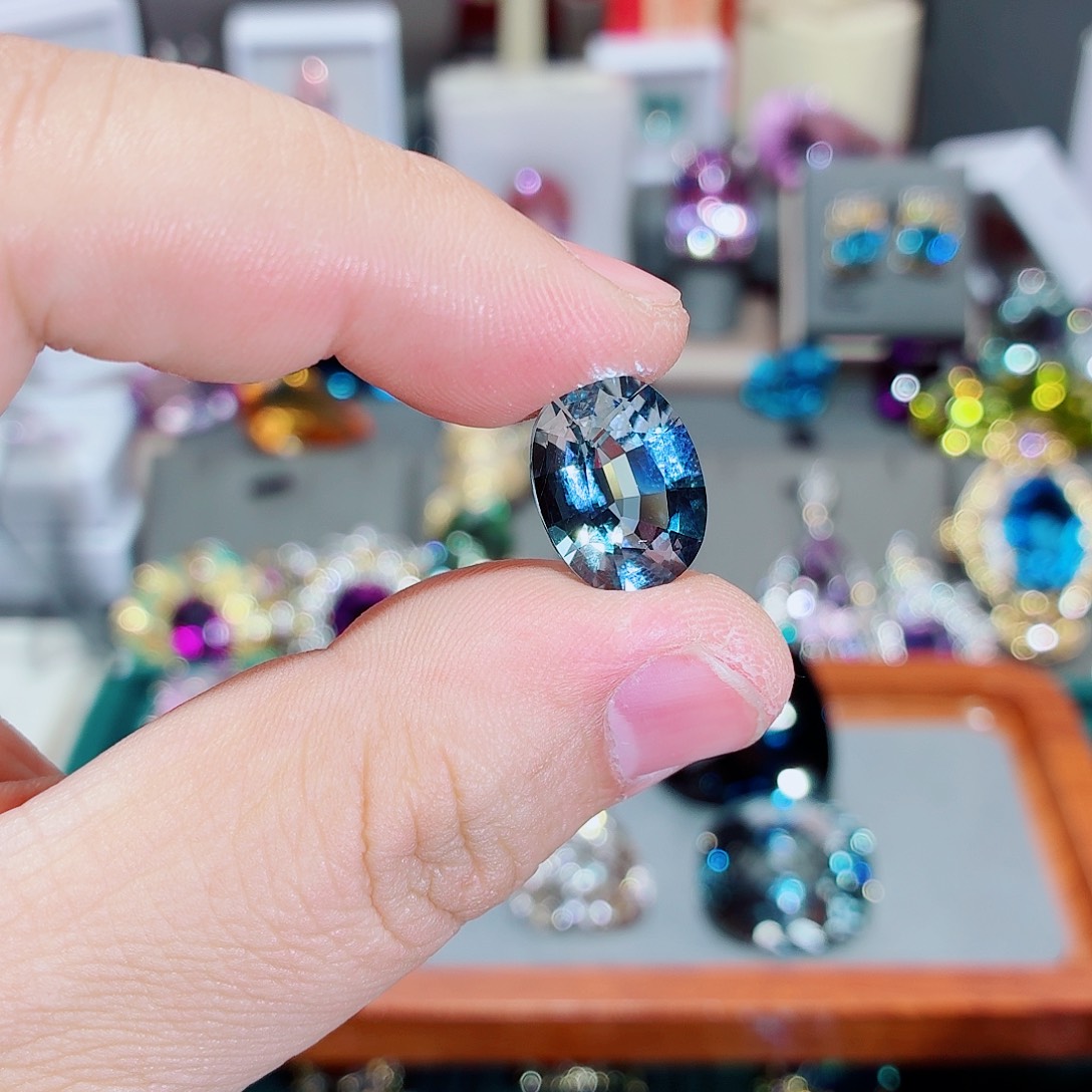 T****托帕石裸石椭圆形