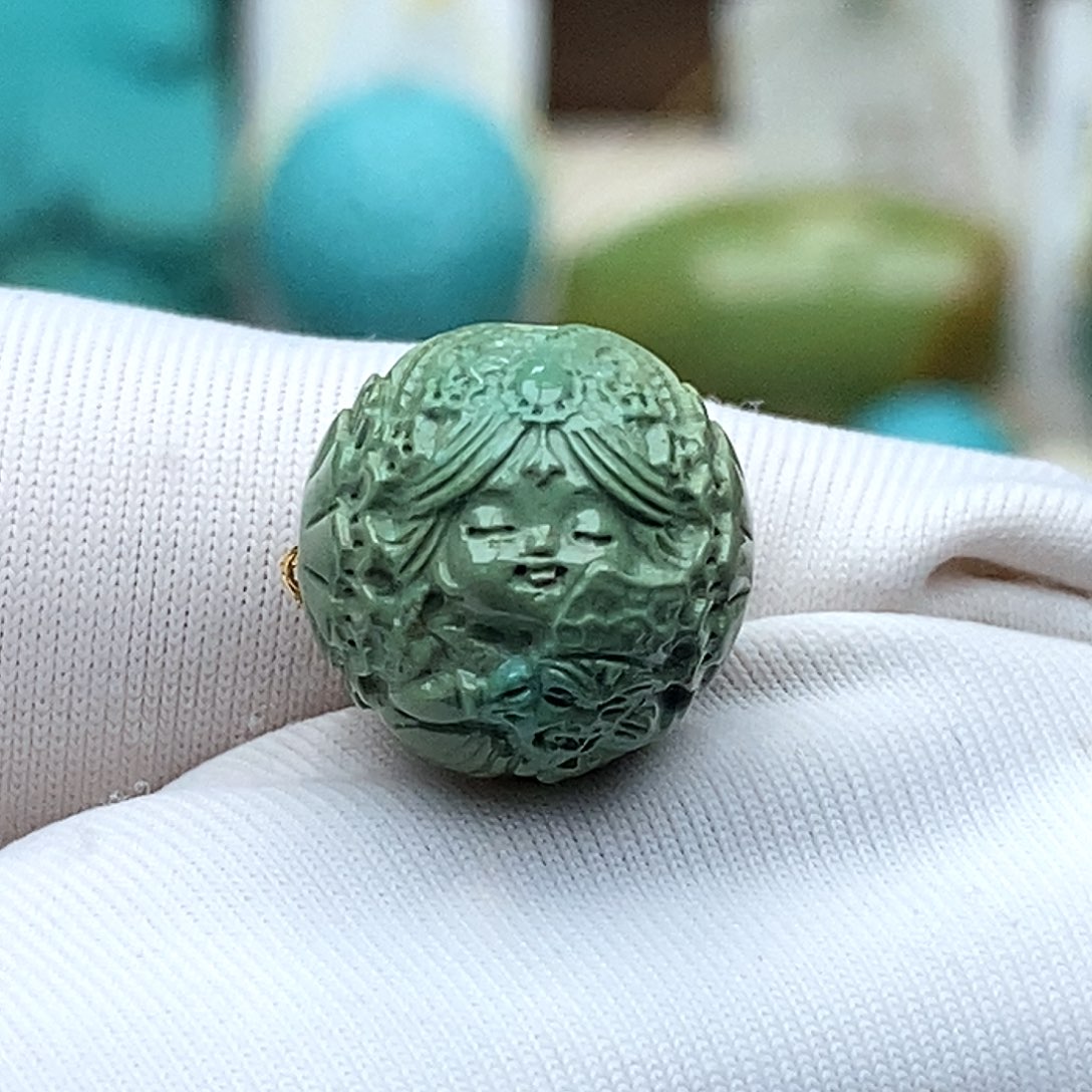 绿松石未镶嵌珠宝奇石