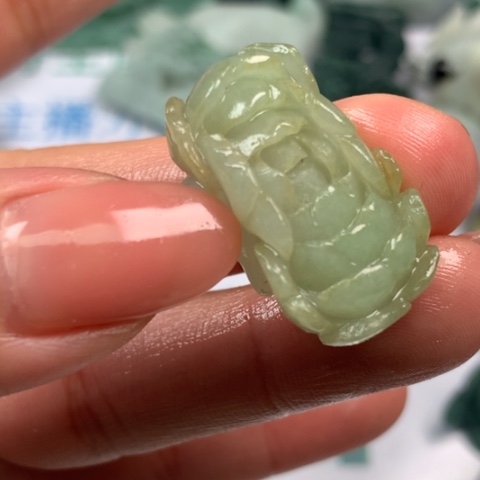 定制翡翠未镶嵌翡翠