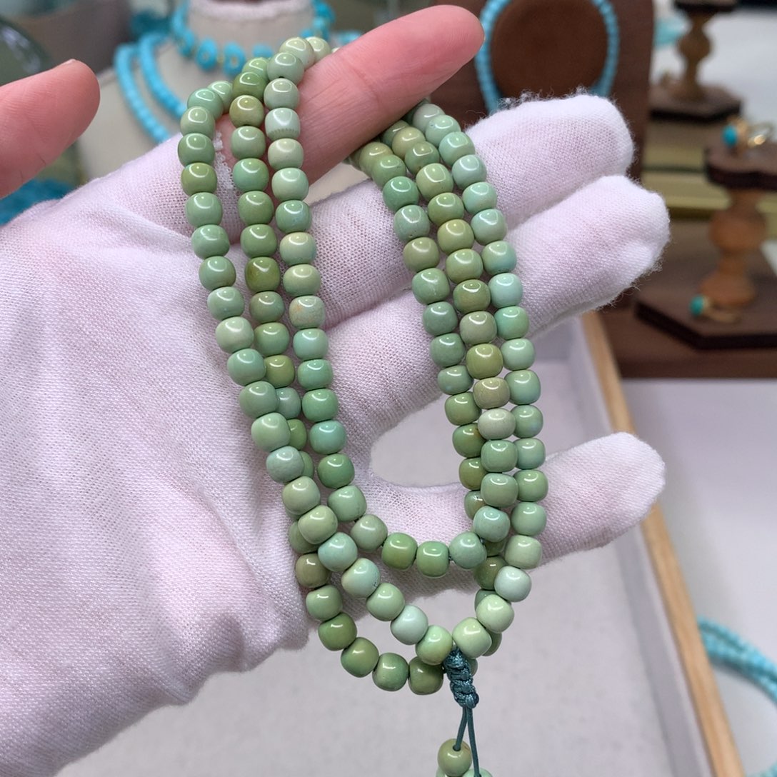 绿松石配饰未镶嵌