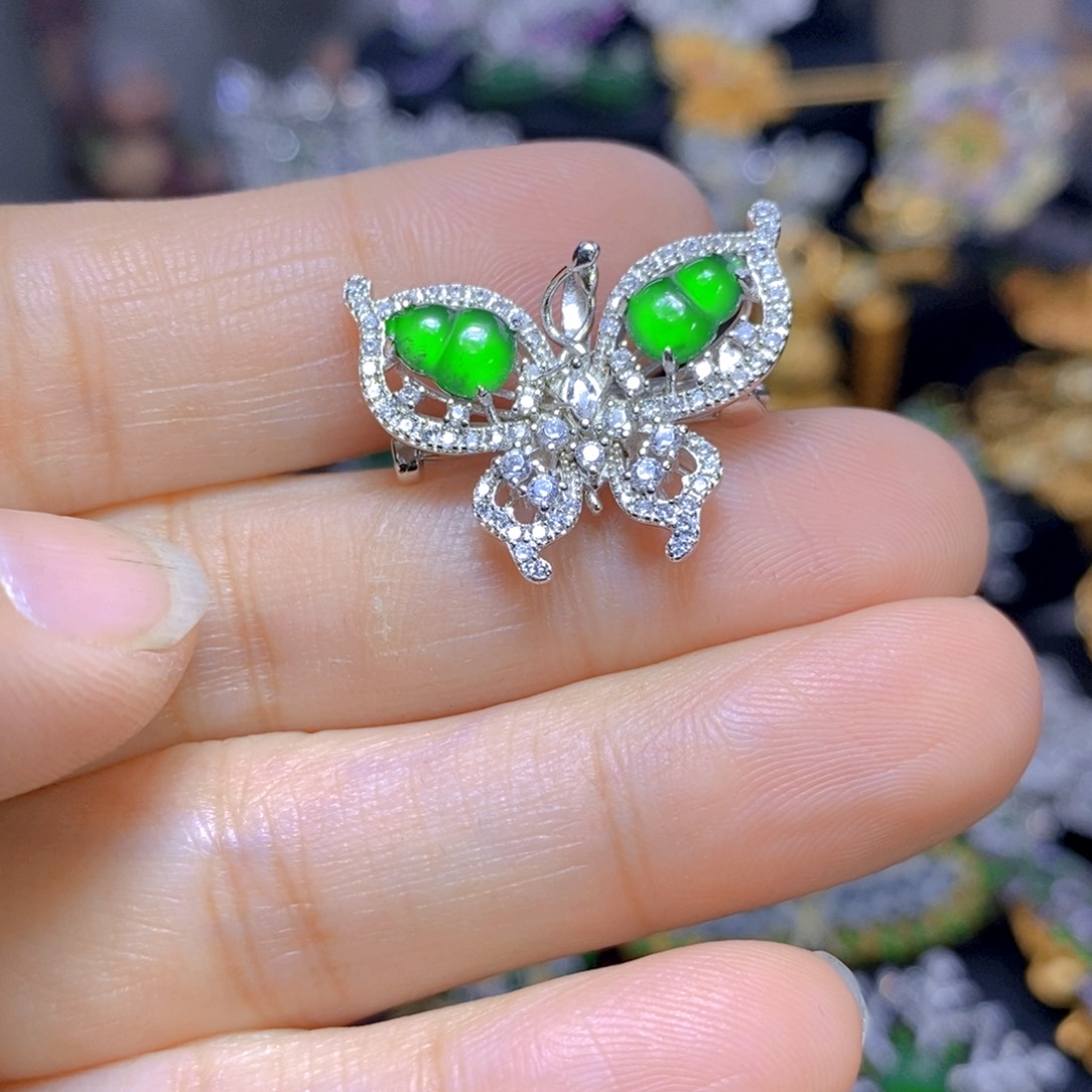 翡翠耳钉银S925镶嵌天然翡翠