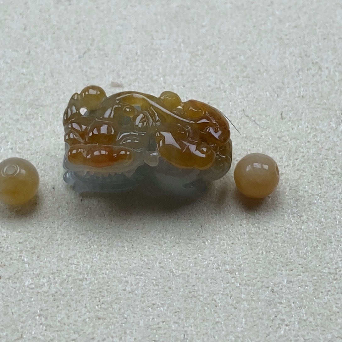 捞***g翡翠未镶嵌颈饰霸王貔貅手链