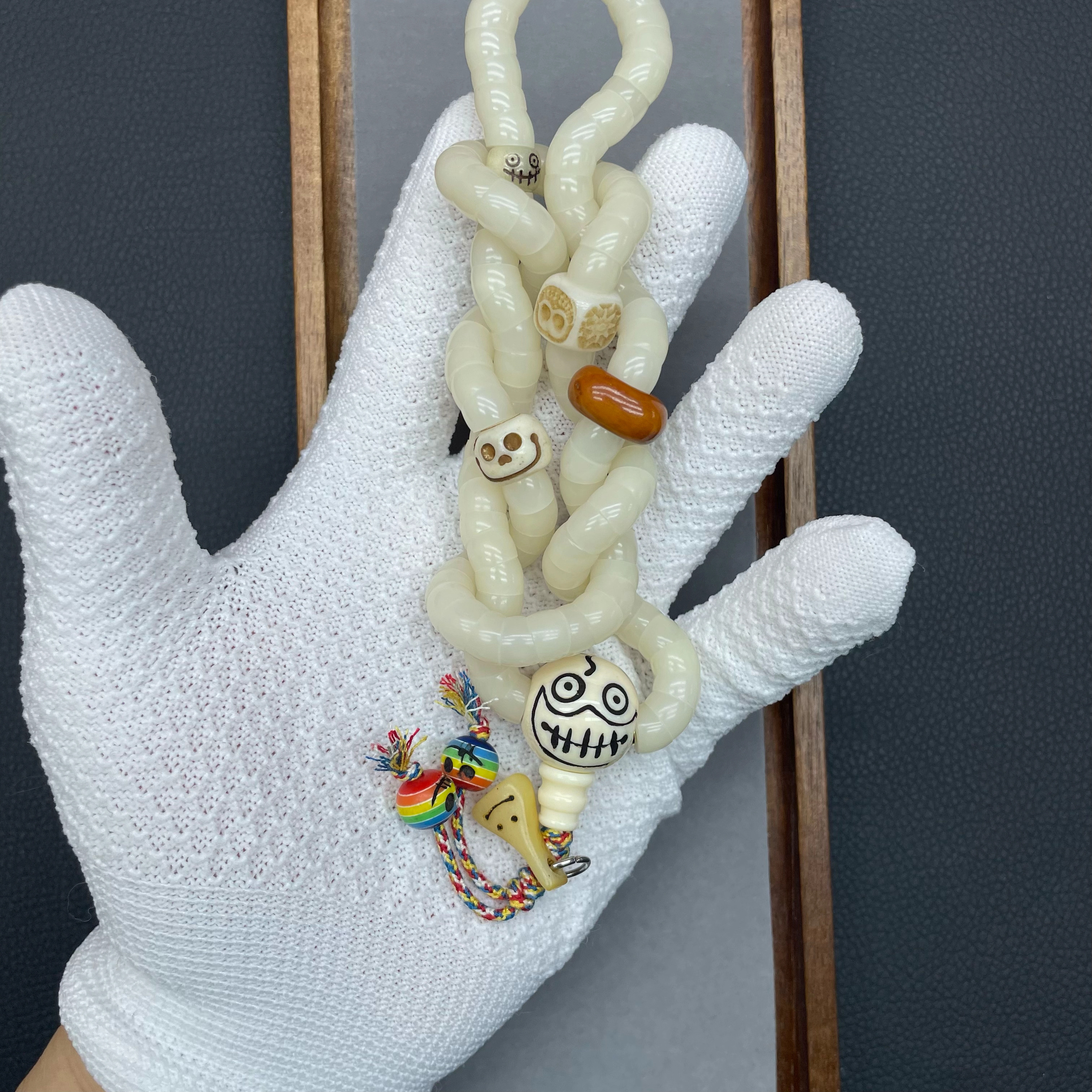 F072特级果菩提根8mm斜切大肠超润羊脂白搭配料器无相长串