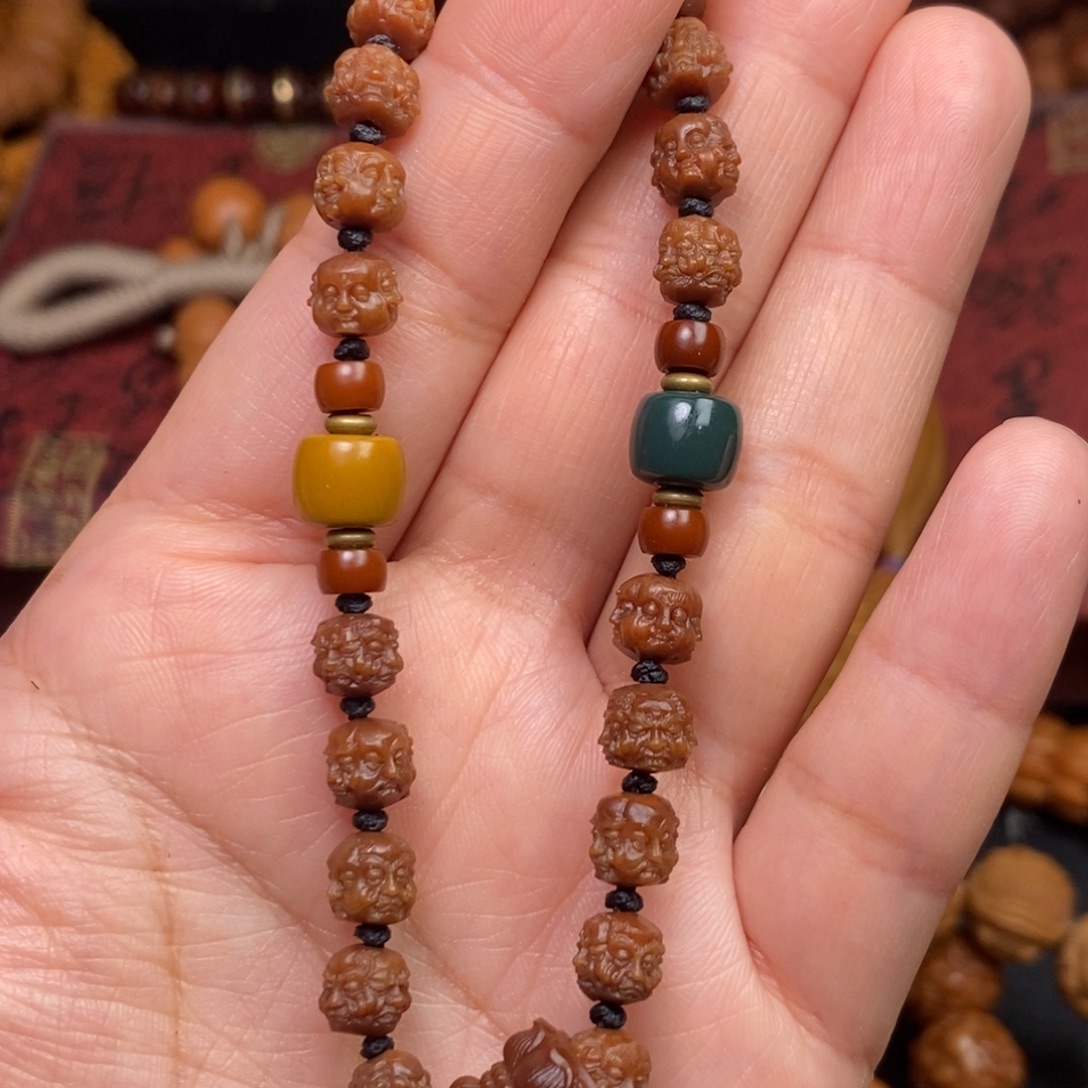 橄榄核吊坠橄榄核雕刻