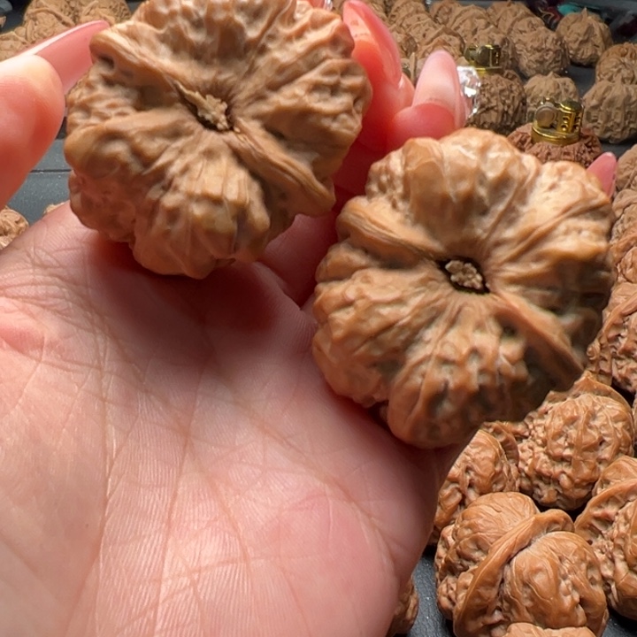 索***8吊坠文玩核桃文玩核桃文玩核桃