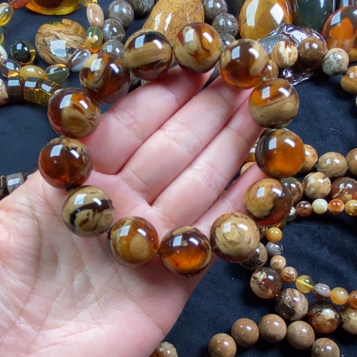 琥珀未镶嵌手链老油根植物蛋黄溶洞