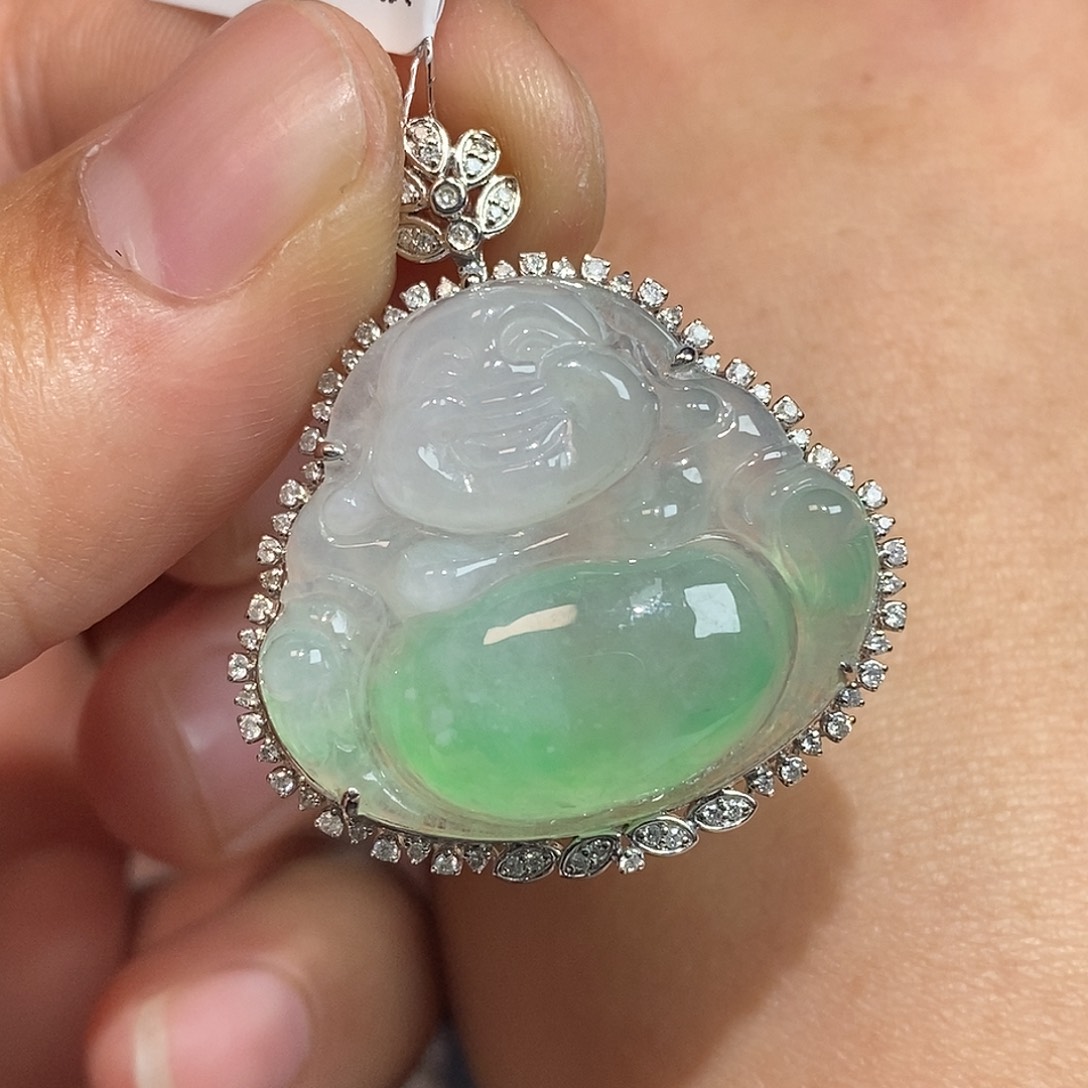 翡翠颈饰18K金镶嵌佛公