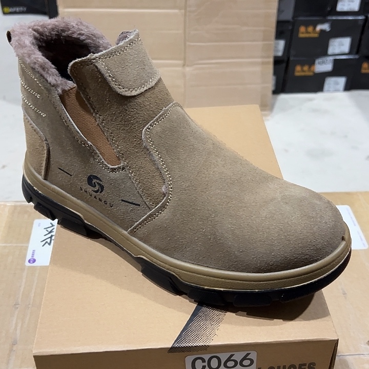 066号。棉43码防砸防刺劳保鞋。