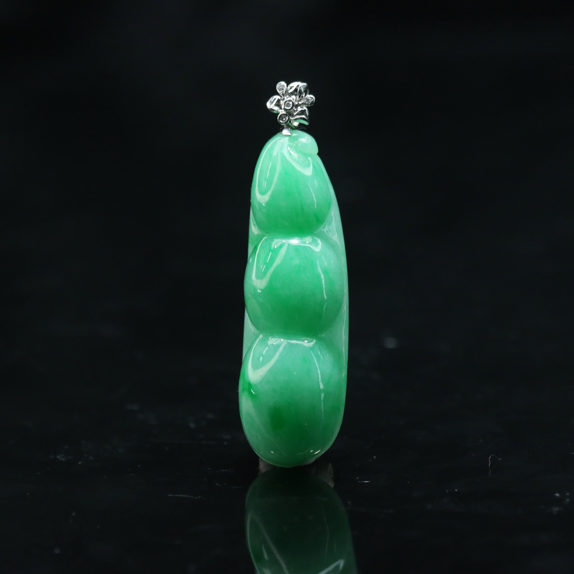 17天然缅甸翡翠A货18k绿豆子/900107/北京中保拍卖