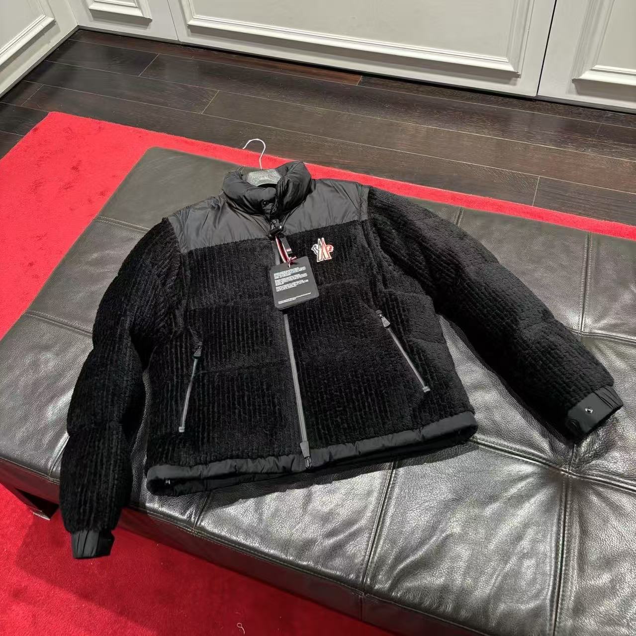 未使用 MONCLER 盟可睐/GG/GRANIER男袖子可拆变马甲羽绒服