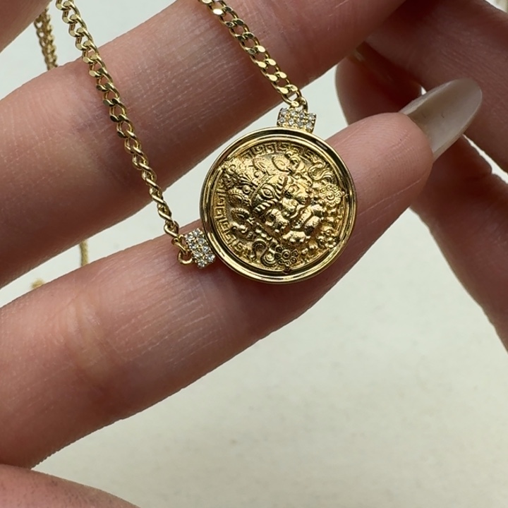 颈饰钻石18K金镶嵌成品