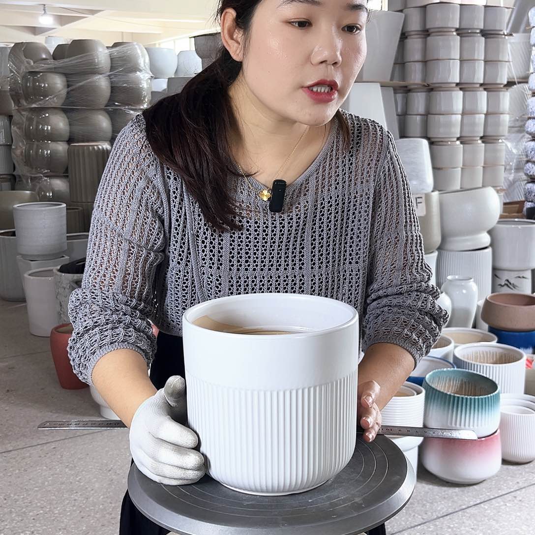 陶瓷口径18-17。亚白。。