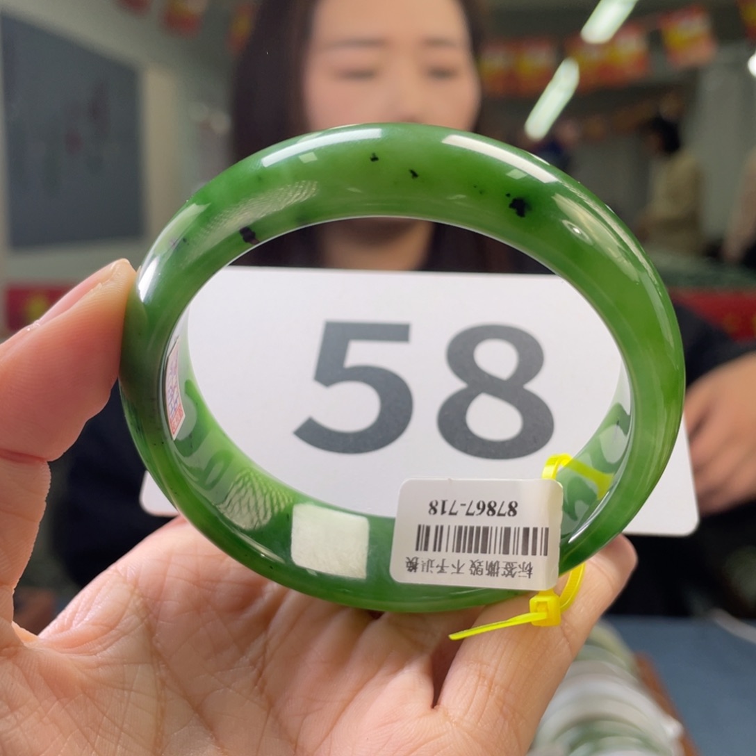 和田玉手镯未镶嵌五***雨