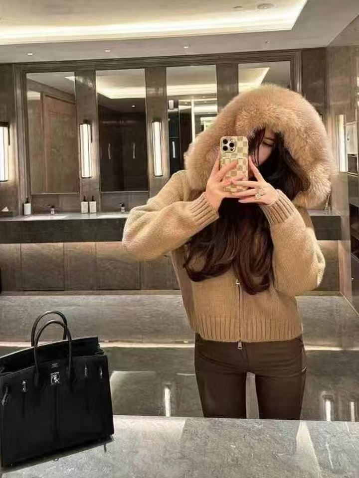 短款冬季女常规纯色连帽毛针织衫拼接通勤长袖不褪色