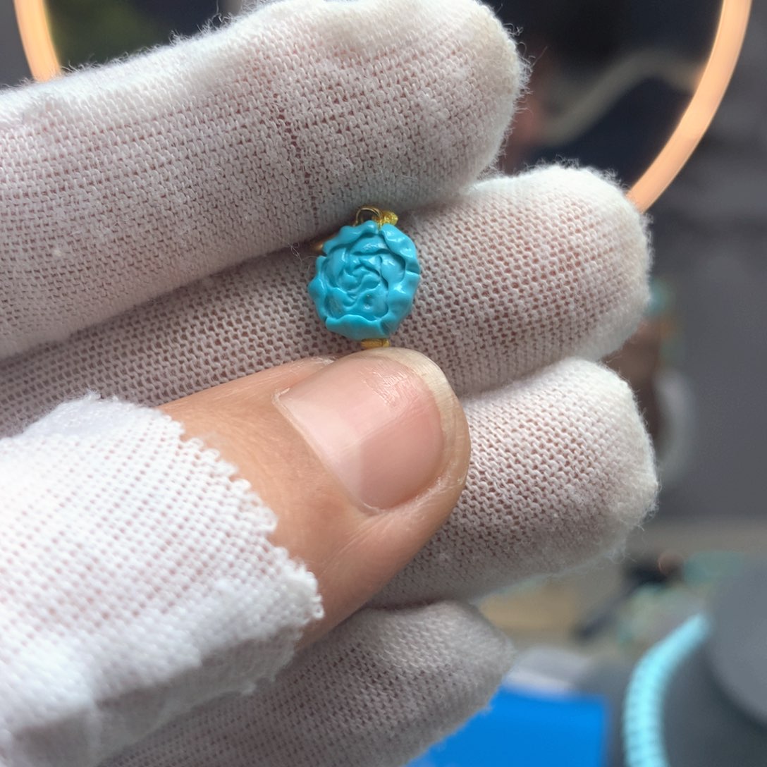 绿松石未镶嵌挂件