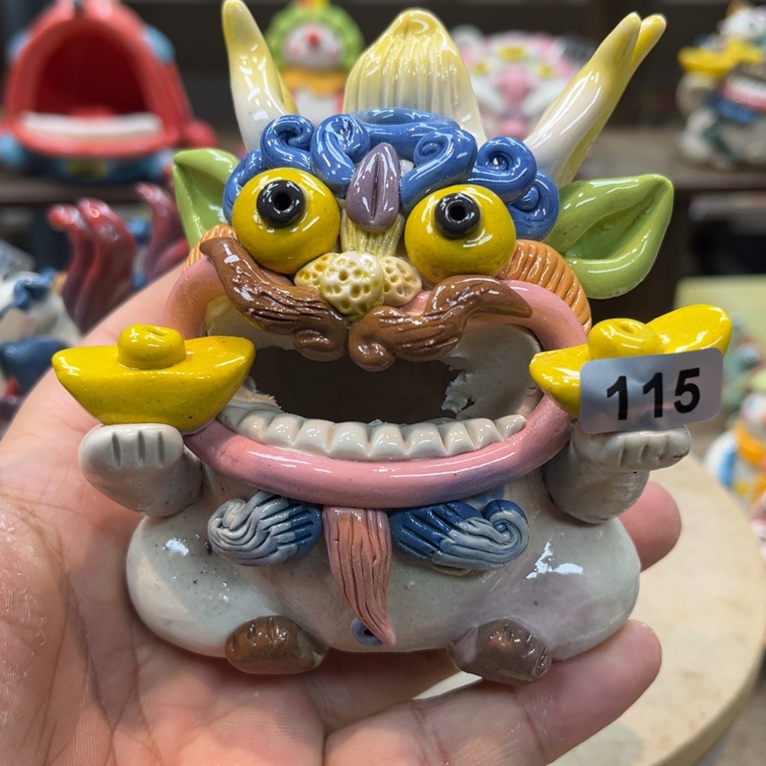 陶瓷纯手工抽象陶瓷摆件115